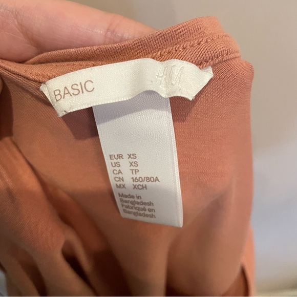 H&M basic coral pink top - Picture 7 of 8